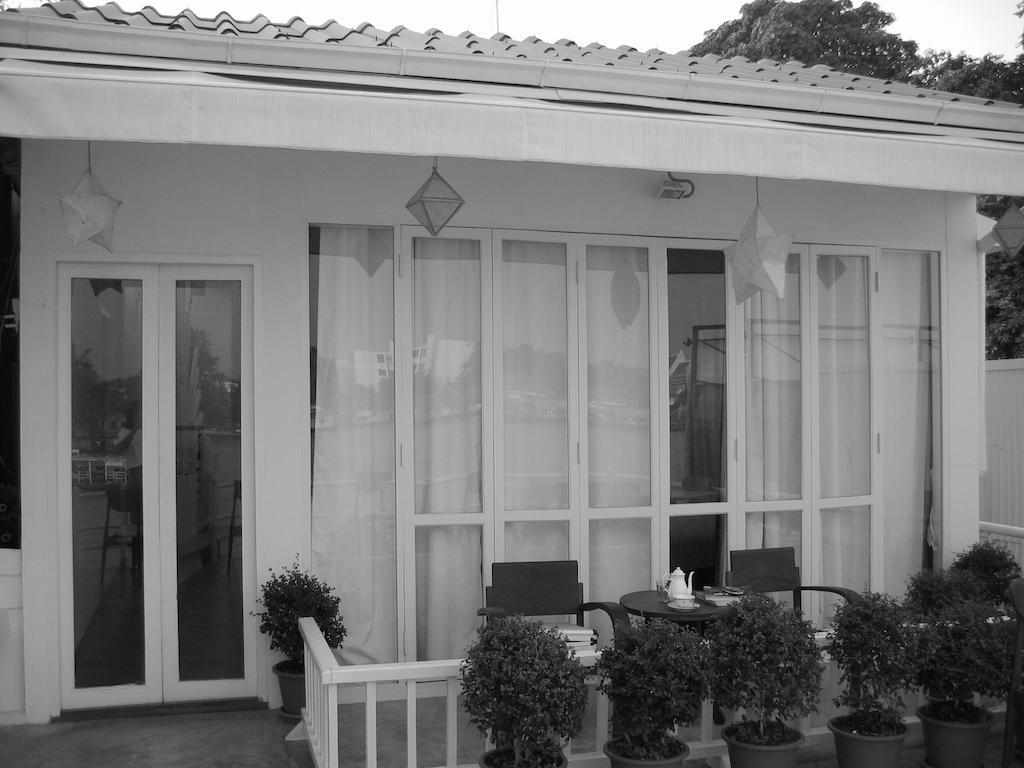 Ibrik Resort By The River Bangkok Esterno foto